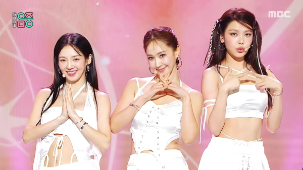 1242035172_cL1K8yuI_80b47982a1728ef2f5e5448962da312bac36e350.png